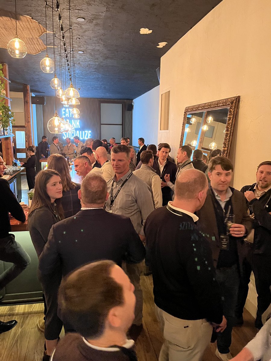 Opening night vibes! Energy is high, food and drinks are flowing and deals being made. High quality networking opportunities are so valuable for those in #cre