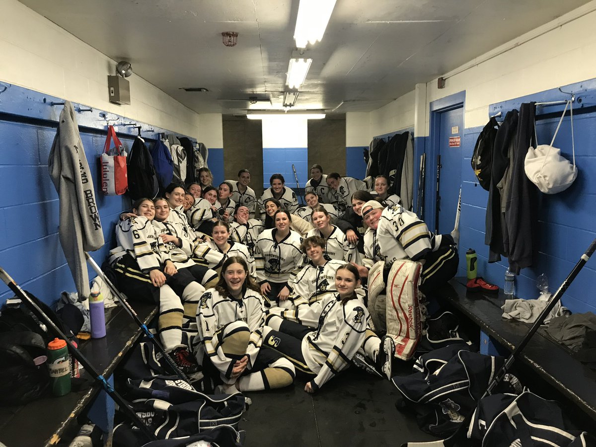 Great 2-1 Win over Bishop Stang!! Both goalies played great Risa Montoya 14 saves, Bishop goalie   Isabelle Duarte 32 saves!! Paige O’Donnell 1st Career 🚨,Kealy Fay 🍏, Game Winner Mia Ryder🚨,Lauren Albertson 🍏 Blaire Fay 🍏! Strongest Link Paige O’Donnell!! On to Saturday!!