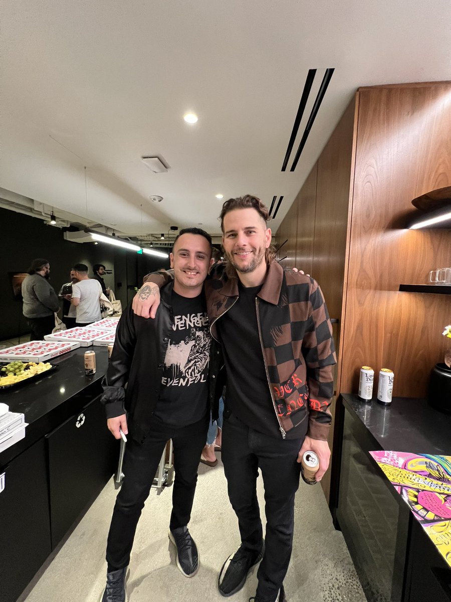 Got to hang with the goat @shadows_eth last night for @TheOfficialA7X’s release of the @AmazeVR experience. I can’t believe we get to do things like this, please keep pushing the limits because nothing beats these moments.