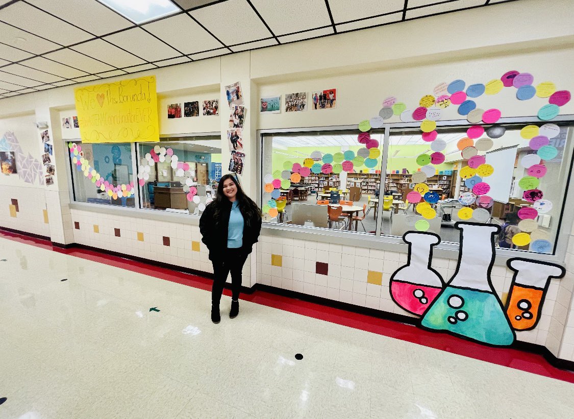 Happy National Science Day! Thank you Ms. Borunda, STEAM coordinator at Rayburn Elementary STEAM Academy for working with students, teachers, and families! You spark a love for learning, critical thinking, and exploration each day! <a href="/TEPSAtalk/">TEPSA</a> #WeLeadTX #WeareGPISD <a href="/RayburnSTEAM/">Rayburn STEAM Academy</a>