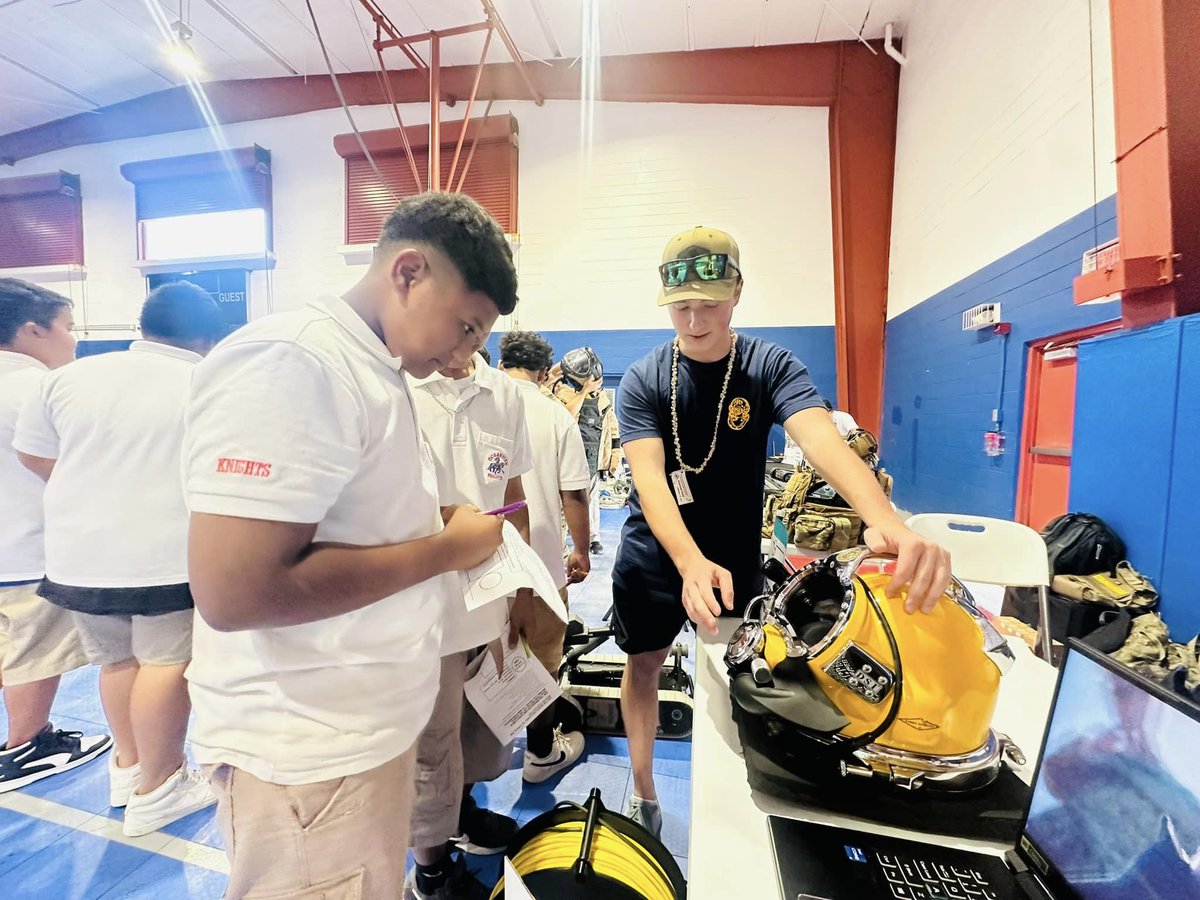 Navy Diver 1st Class Griffin Gould and Navy Diver 3rd Class Emin Mackic discussed their careers as active duty Sailors and Navy Divers with the NBG Dive Locker. Both divers answered questions about their career paths, daily operations, and showed off diving gear. Hooyah #TeamNBG