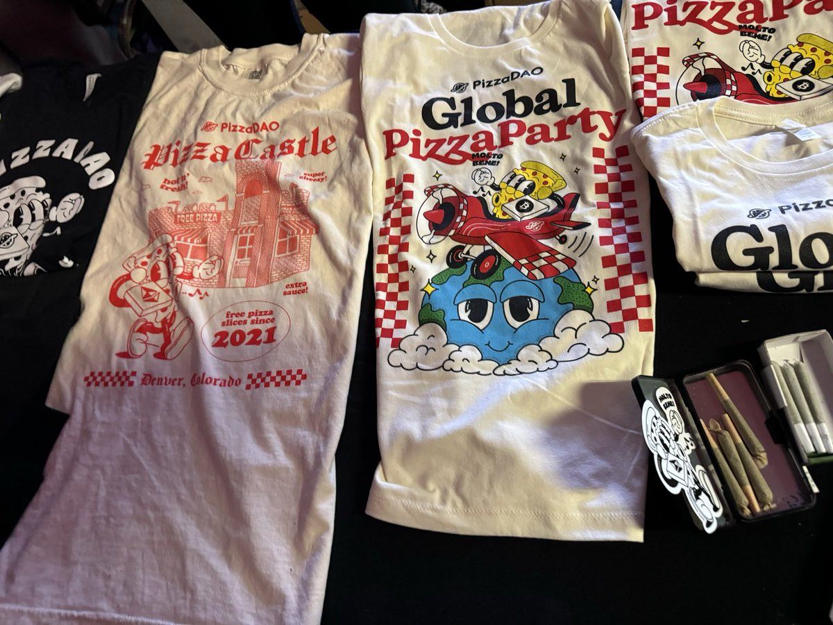 CryptoBullRon's tweet image. #PizzaDao #EthDenver2024 

🍕🚀🍕🚀🍕🚀🍕🚀🍕🚀🍕🚀🍕🚀