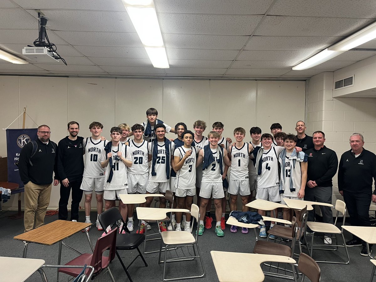 Coach Leonard (@bncoachleonard) on Twitter photo 13 years coaching high school basketball is in the books. It never gets any easier leaving the locker room for the last time with a team. So very proud of this group. 
Regional champs ✅ 
School record for wins in a season (22) 
Thanks for everything seniors! ❤️ 🏀 13 years coaching high school basketball is in the books. It never gets any easier leaving the locker room for the last time with a team. So very proud of this group. 
Regional champs ✅ 
School record for wins in a season (22) 
Thanks for everything seniors! ❤️ 🏀