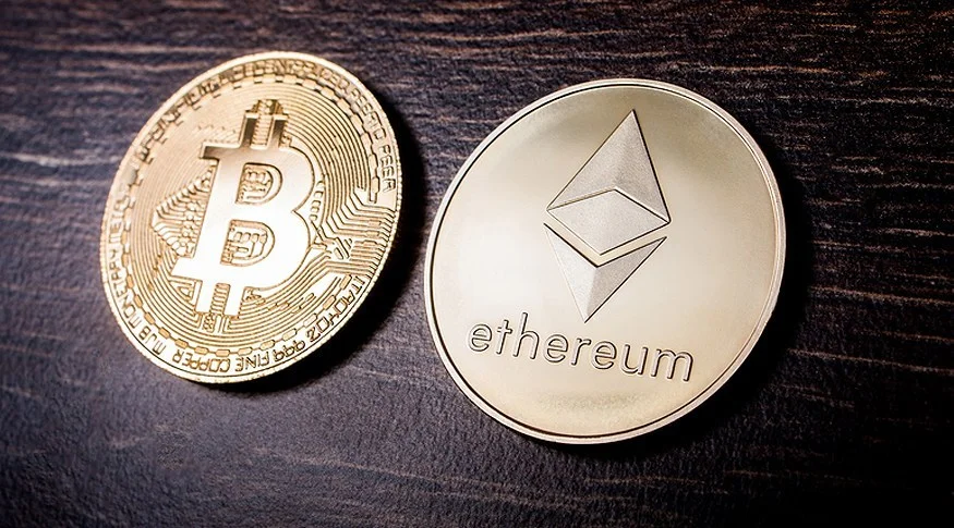 Bitcoin ETF hiểu đơn giản là chính thức lên sàn để mọi người dễ tiếp cận và trao đổi một cách chính thống + dễ dàng nhất. Còn với ETH, liệu tháng 5 có đc ETF? Ai cũng nghĩ sẽ đc thông qua dễ dàng nhưng dễ gì, đội lái sẽ biết cách để cho bạn sợ hãi và ...