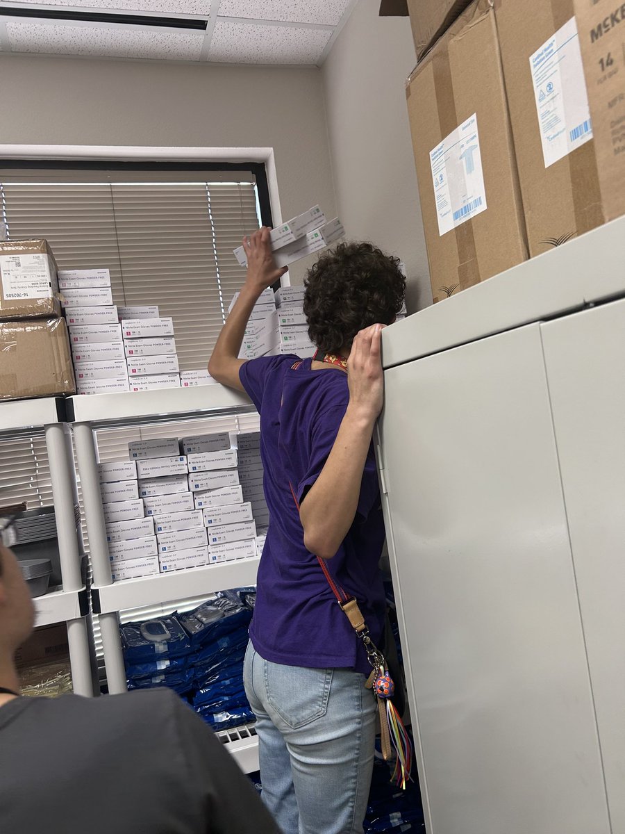 MrsPhaeB's tweet photo. These young adults ✨CAN ✨and ✨WILL✨ have sustainable employment because of the skills that they practice at Mosaic🦋 Thank you so much Altus Hospice🤍#realworld #realpractice @HumbleISD @HumbleISD_CAM https://t.co/MUsSg7YQx5