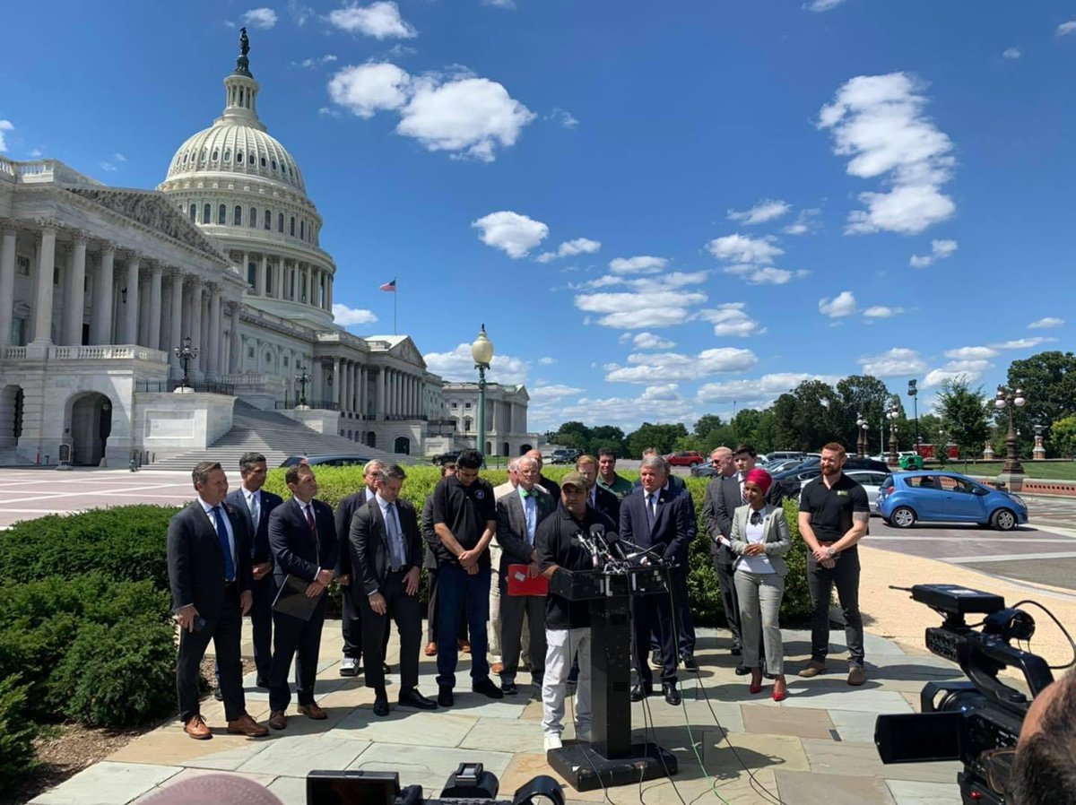 ziabooyah's tweet photo. Congressman McCaul's leadership &amp; dedication to uniting our nation and supporting our defenders is truly inspiring. Thank you for all you do, @RepMcCaul! With leaders like him, the future of our great nation is limitless. #TexasProud #McCaulForTexas #Leadership #Unity" https://t.co/Ae3DY3ZrlQ