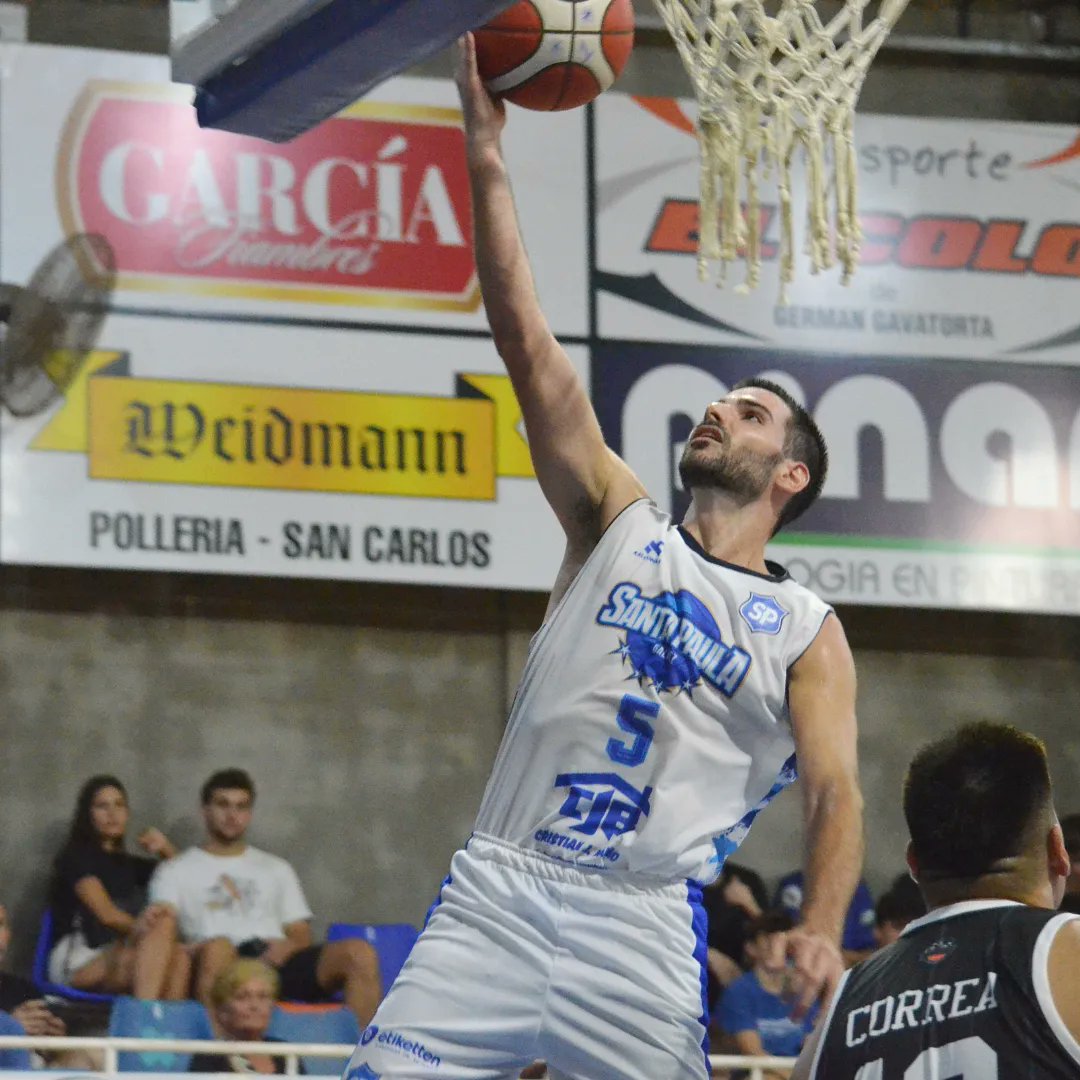 Santa Paula tweet media