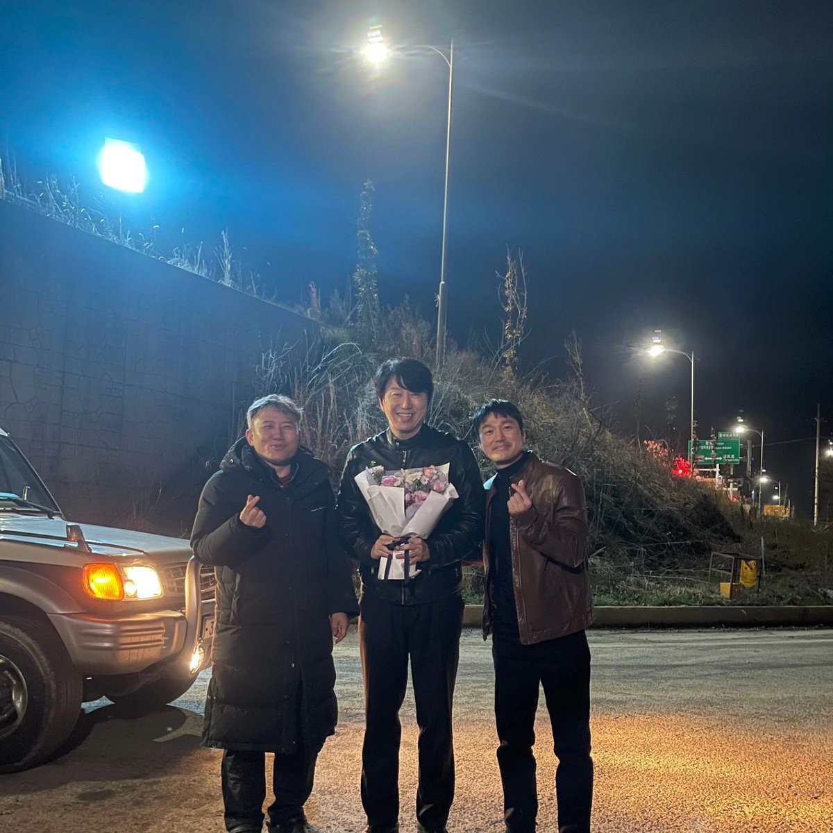 choch77's tweet photo. 미ㅣ미미미미쳣ㄱ다 소리소문없이 기작추가 https://t.co/hzXOG105ka