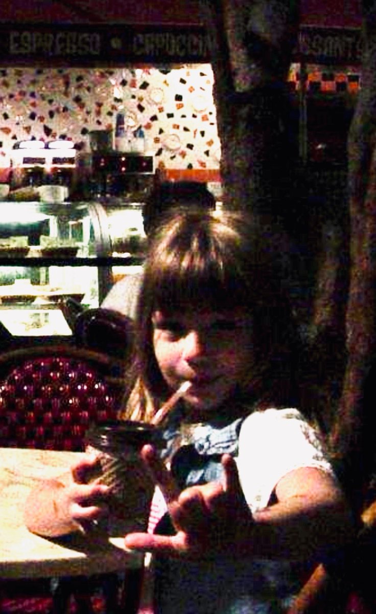 Justice4Holly_'s tweet photo. 🎉HAPPY 2️⃣8️⃣th BIRTHDAY HOLLY🎉

It now has been EIGHT birthday’s we’ve had to celebrate without you. 

We can only imagine what you could of accomplished or achieved by now at 28. 

HAPPY HAPPY HAPPY BIRTHDAY TO YOU HOLLY 🎉🎂🌈😇💙 

#justiceforholly #justiceforhollymoore https://t.co/FNsHDL9BDX