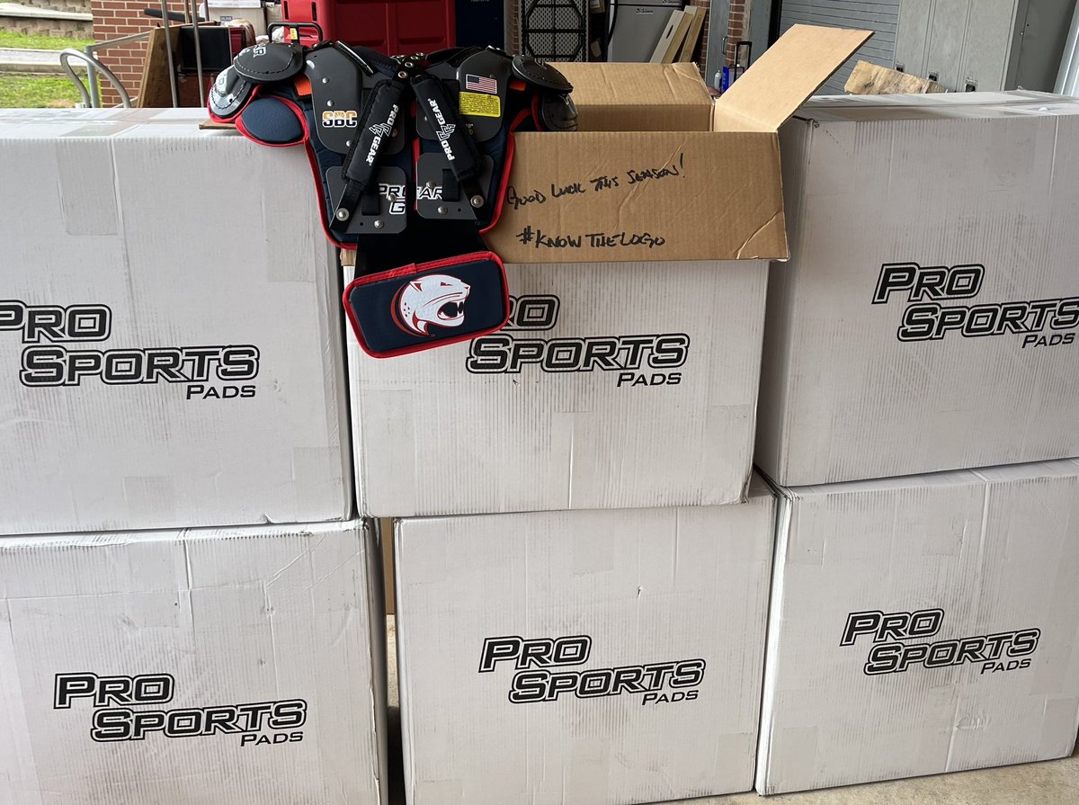 S/O <a href="/ProSports_Pads/">ProSportsPads</a> for the ⚡️ quick delivery. From the in person fitting by <a href="/Mazza_ProSports/">greg mazza</a> to Obie and the crew in Jacksonville 🇺🇸, the first class service deserves a 🥇!!!  Thank you for your support.