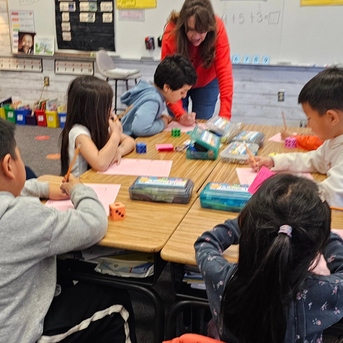 collegewood_el's tweet image. First graders using multiple strategies to add three addends. Mrs Garrett provided engaging instruction to her first graders, then they practiced using dice to pick the addends. They were very successful! #cultivatebelonging🌱 #mathinstruction #developingmindsnurturinghearts