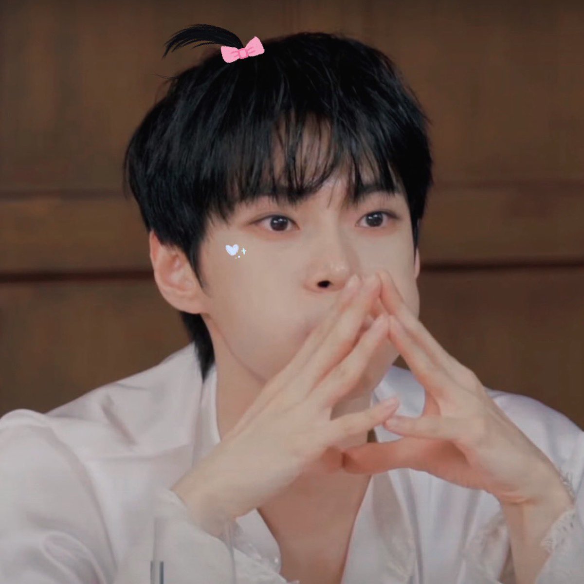 원투럭키 왕국 제 5왕자 도영님 무슨 고민 있으세요?
ㄴ 점심 머 묵을지 고민 중이다앙 푸푸푸