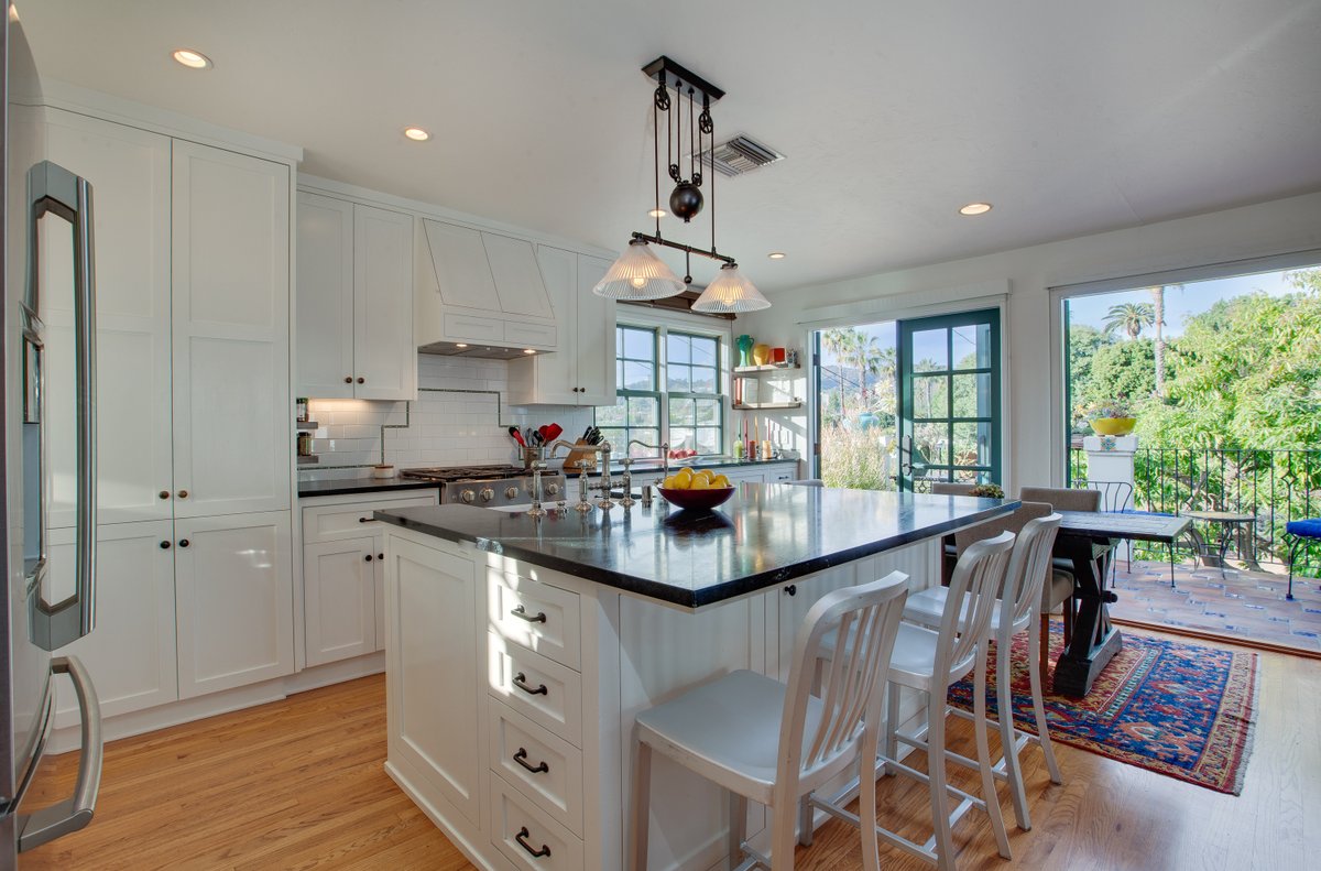 LukeGibsonPhoto's tweet photo. Photographed by Luke Gibson Photography

Meticulously restored 1926 Spanish house in the Franklin Hills that I photographed for my Realtor client, which offers spectacular views of the Griffith Observatory and Hollywood Hills.

https://t.co/j0VjVZlJOS

https://t.co/0cJgTCYaCn https://t.co/wkiQQobdcX