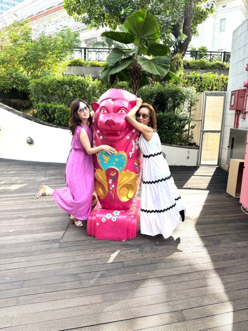 ピンクな派手なマーライオンから壁画か、カラフルで素敵なアラブ街へ😆 https://t.co/23SnGDWVAB<a href="/tag/labyrinth_tokyo"class="tags"><span>#labyrinth_tokyo</span></a><a href="/tag/yuu_kawakami"class="tags"><span>#yuu_kawakami</span></a><a href="/tag/saegusa_yura"class="tags"><span>#saegusa_yura</span></a>