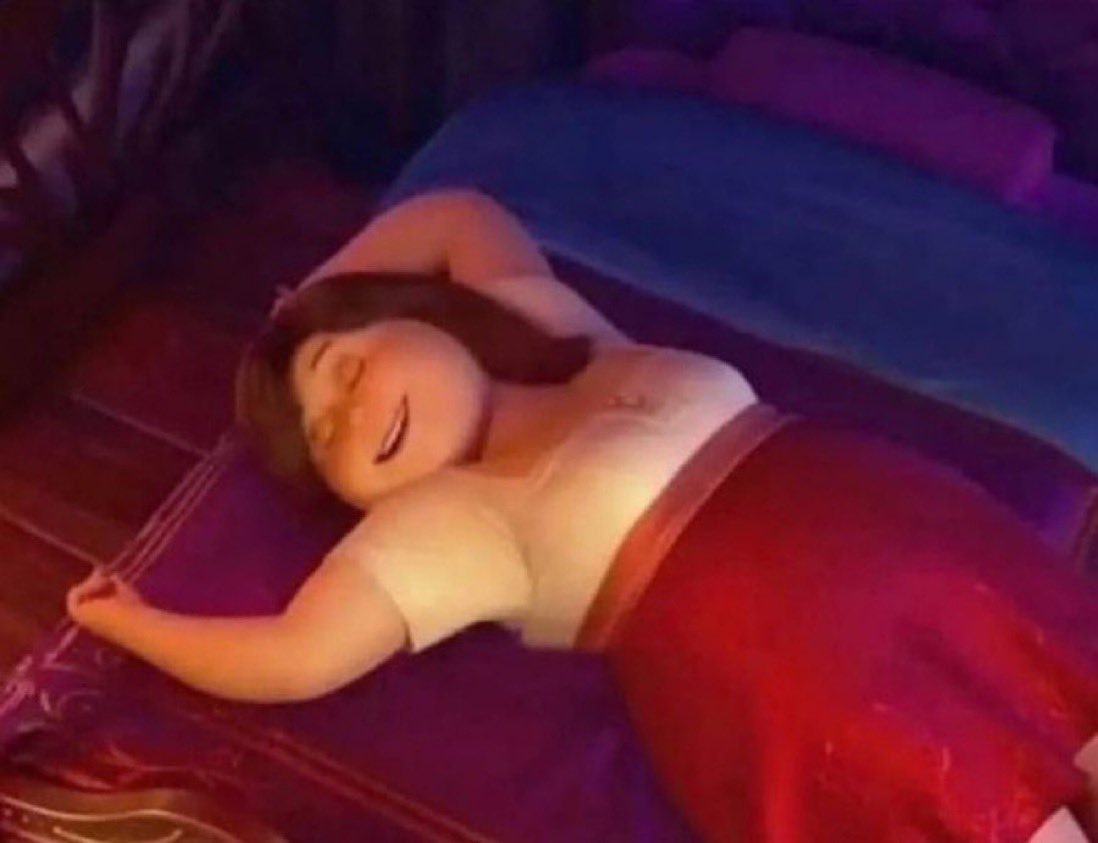 me at home where i can be comfortable and be ugly in peace :>