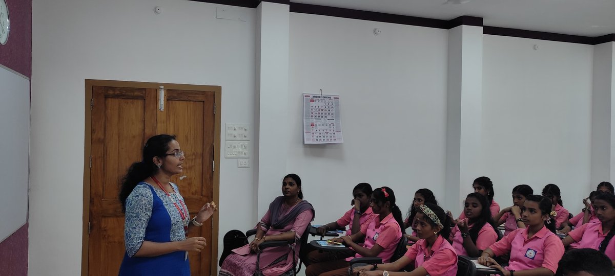 kbaiiitmk's tweet photo. From the elementary #blockchain workshop for the #students of GHSS Kazhakoottam in honour of National Science Day. The initiative was in association with Kerala State Council For Science Technology & Environment (#KSCSTE). #blockchaintechnology #web3 #nationalscienceday https://t.co/Z7UGhsS6A2