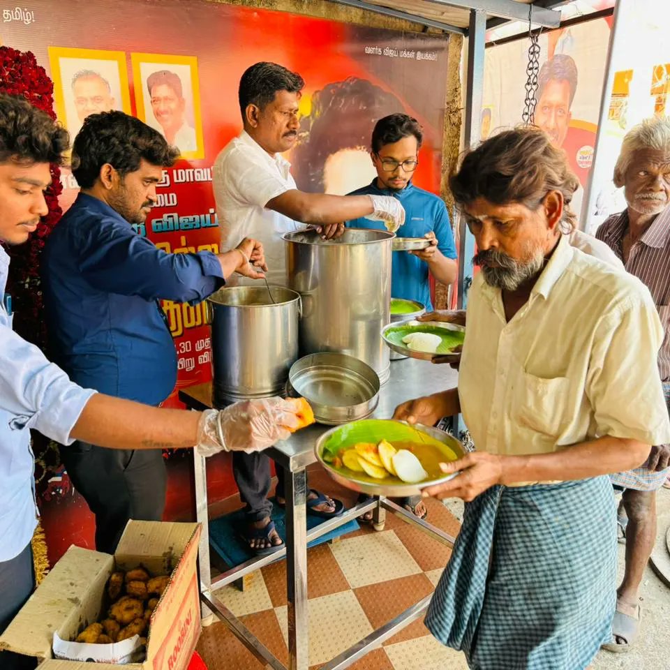 TVKHQ_Chennai's tweet photo. நல்லதே_நினை
தளபதியே_துணை
அகில_இந்திய பொதுச்_செயலாளர்
புஸ்ஸி N. ஆனந்த்_Ex_MLA
அவர்களின்
வழிகாட்டுதல்படி
#சென்னைகிழக்குமாவட்டம் தலைவர் 
அம்பத்தூர் G.பாலமுருகன் 
அவர்களின் தலைமையில்
#தளபதிவிஜய்விலையில்லாவிருந்தகம்
இன்று :29:02:2024
(வியாழன் கிழமை)
#தமிழகவெற்றிக்கழகம் https://t.co/VhYzyV80db