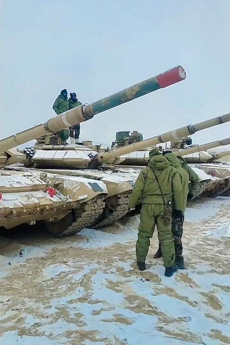 tar21security's tweet photo. It’s @quiztime and it’s #ThursdayQuiz.  
🔍Where was this image taken?
 📌Get coordinates (latte &amp; long)
📌 Identify the troops
📌 Identify the Tank
📍Answer &amp; Explain in comment
Hint: Indian 🇮🇳Troops at Tibetan border
#osint #militaryintelligence #osintchallenge #CyberSec https://t.co/IGstZSX50a