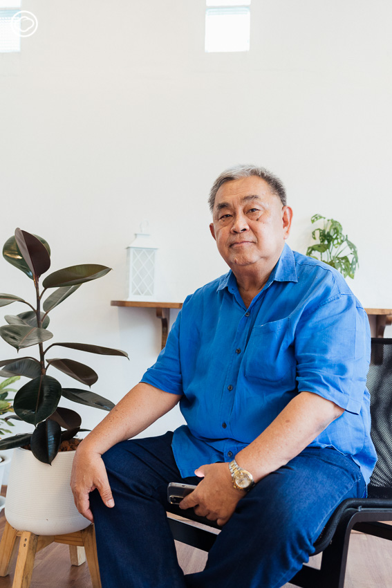 readthecloud's tweet image. ลุงอ้วนคือตัวอย่างของสูงวัยหัวใจโซเชียลอย่างแท้จริง แม้จะอยู่ในวัยเกษียณ เขาก็ยังทำเพจ #ลุงอ้วนกินกะเที่ยว ตระเวนพาไปชิมของอร่อยทั่วไทย เรียกว่าเป็นนักกินที่บุกเบิกวงการรีวิวอาหารตั้งแต่ยุคใช้โทรศัพท์โนเกียโพสต์ลงพันทิป #PageMaker readthecloud.co/fattyuncle2499/