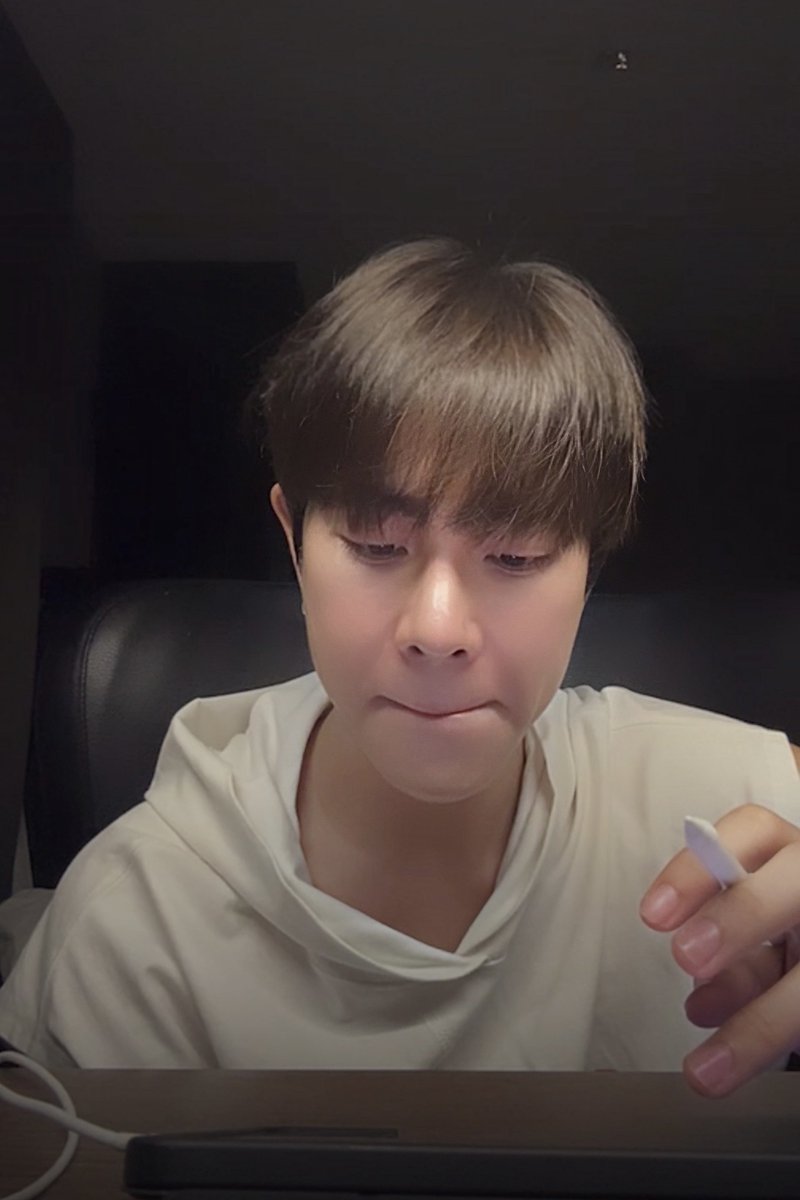 𝗦𝘁𝗮𝗿𝗹𝗶𝗴𝗵𝘁🥯 tweet media