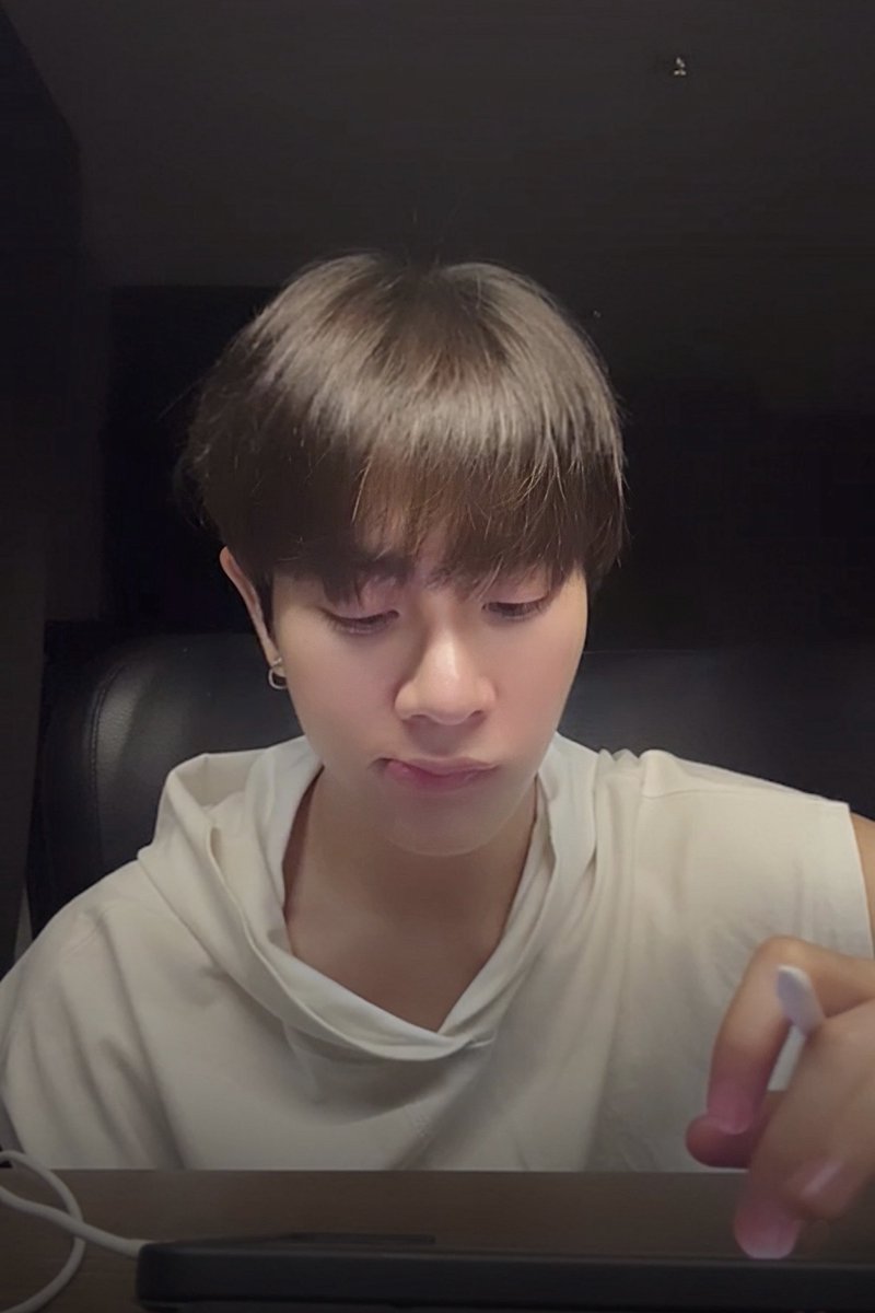 𝗦𝘁𝗮𝗿𝗹𝗶𝗴𝗵𝘁🥯 tweet media