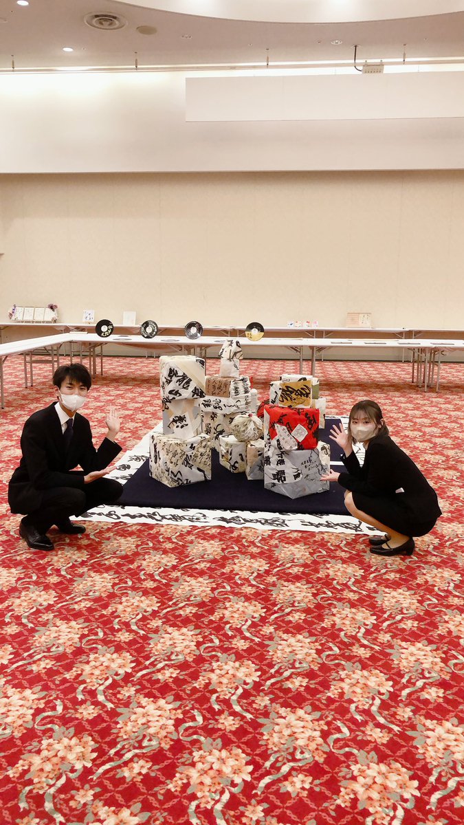 narasyodo's tweet photo. こんにちは
卒業書作展一日目です🌸
皆様のご来場、お待ちしております https://t.co/ogShilIUoj