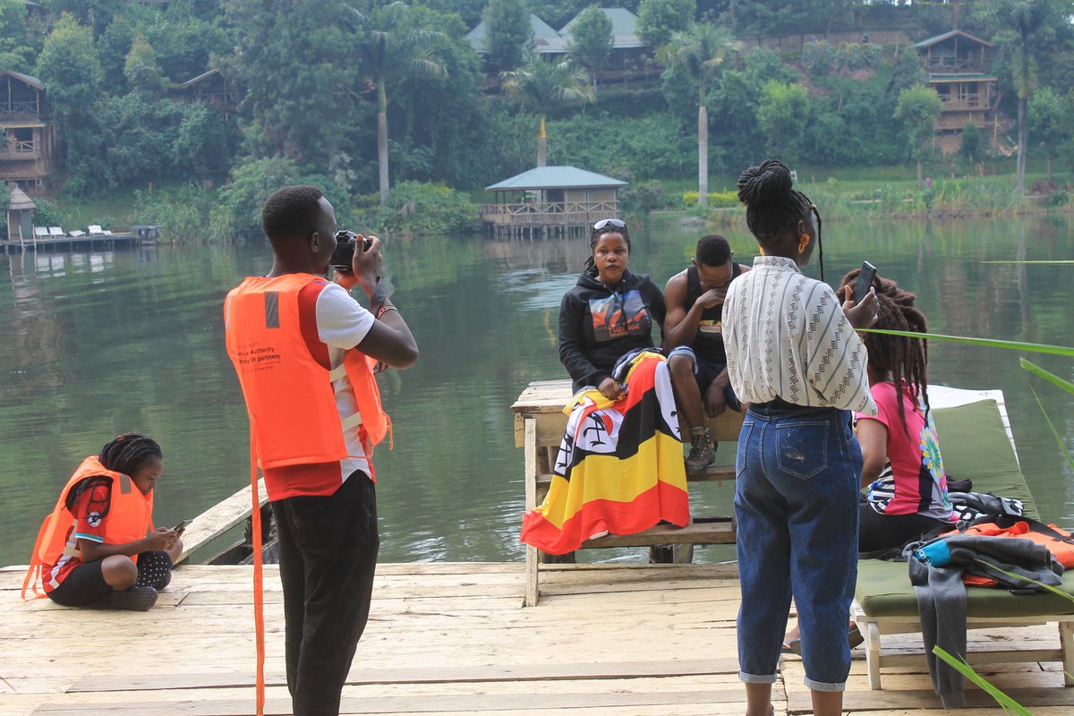 genixadventures's tweet photo. To die without visiting kabale is arguably a tragedy too!!.
#shebah visit Lake bunyonyi, history can't be deleted #Delete https://t.co/suOyo4Y27u