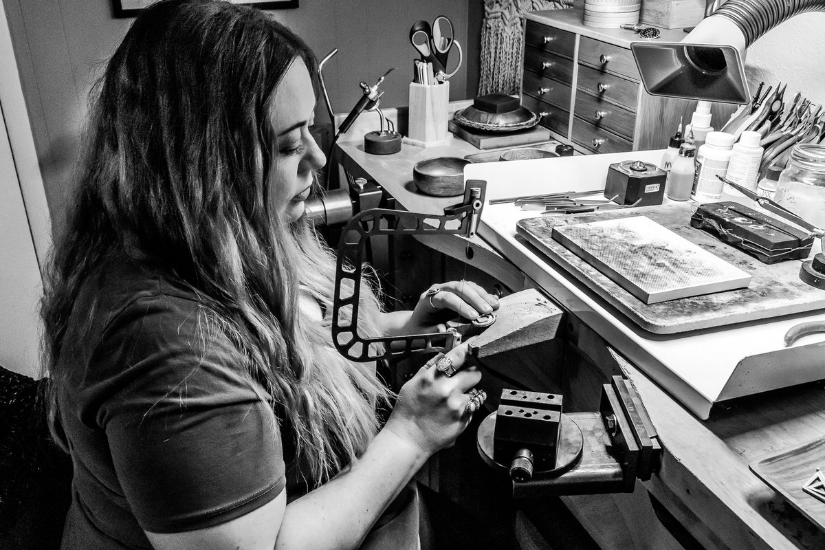 MGMetalsmith's tweet photo. Discover storytelling through jewelry with Melanie Golden Jewelry! Let your jewelry remind you of strength, dreams, &amp; the journey you're on. ✨🌿💎 #MelanieGoldenJewelry  #yourgoldenstory #BohoChic #SustainableFashion #HandcraftedJewelry #JewelryDesign #metalsmith #silversmith https://t.co/ny727wOwIt