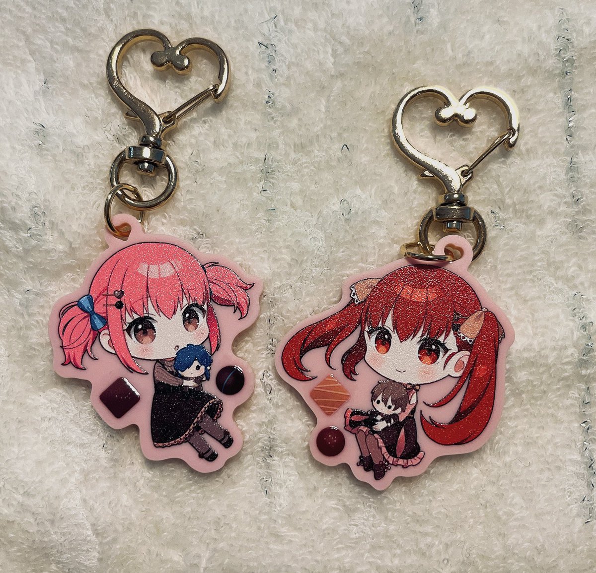 「注文してたアクキー、アクスタが届きました…本当かわいい、、、印刷はフォロワーさん」|水澄あんず@依頼募集中のイラスト