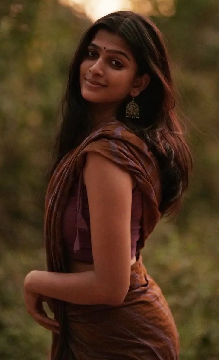 GHezWhUXwAAhT3n?format=jpg&name=medium