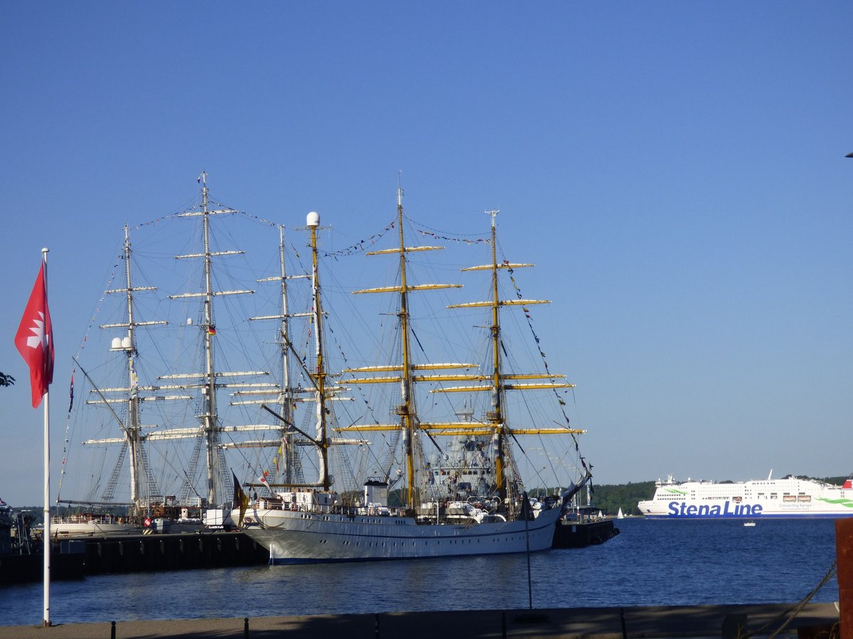 📣🌟 Mark your calendars for 1 March 2024 as the city of #Kiel - <a href="/stadt_kiel/">Landeshaupstadt Kiel</a> prepares to host the first #BSRCulturalPearls 2024 local award ceremony, a momentous occasion set to engage citizens, foster a sense of cultural belonging, and strengthen #socialresilience in the