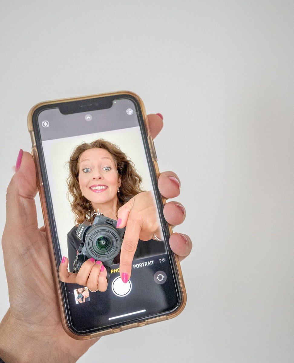 OH… SNAP! How to get the perfect portrait on your phone – with Pictoria⁠ ⁠ Saturday 16 March⁠ 12pm - 1:30pm⁠ ⁠ 🔗 Book your place here: derbyquad.co.uk/events/ohsnap/ ⁠ @derbyquad @derbyuni @aceagrams #FORMAT24Presents