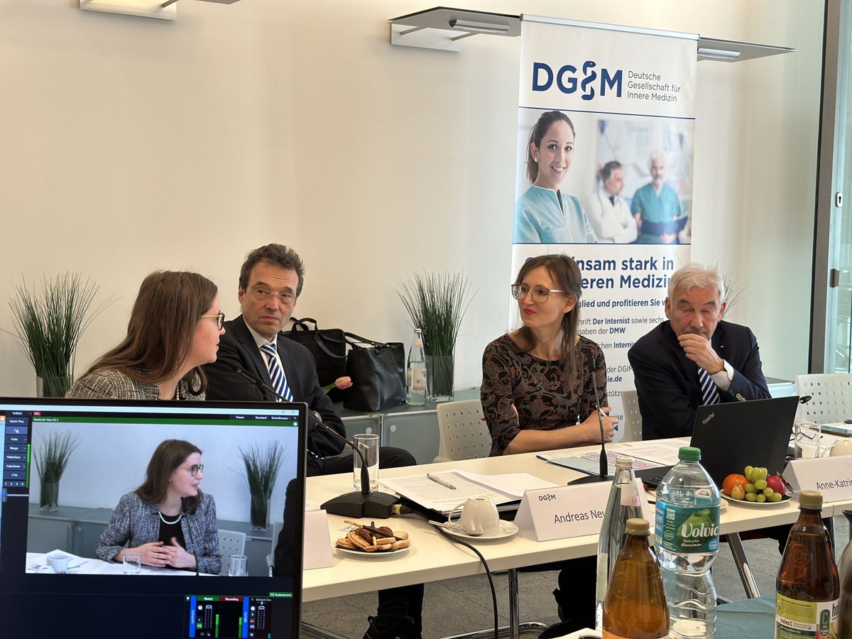 Dr Andrea Martini: #Forschung und #Wissenschaft kommen in der #Weiterbildung viel zu kurz. Wenn Deutschland Wissenschaftsstandort bleiben will, müssen wir das ändern. 

<a href="/bjae_aerzte/">Bündnis Junge Ärztinnen und Ärzte</a>