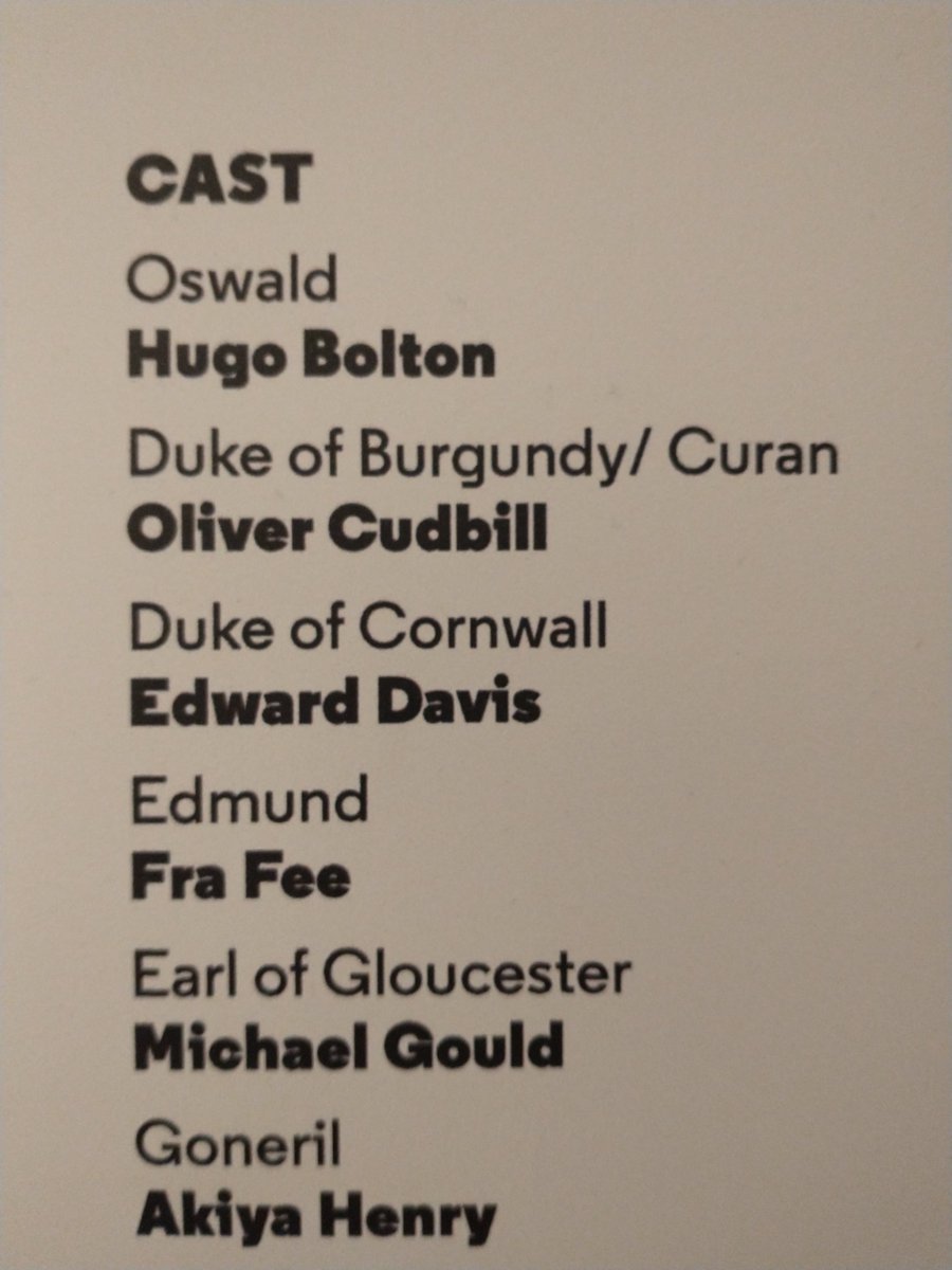 therealMsG1's tweet photo. Seen another #Sanditon cast member in my London theatre haul for the #SanditonSisterhood  🎭🇬🇧 #edwarddavis #grouse #sanditonS3 https://t.co/jR3IWkDBgs