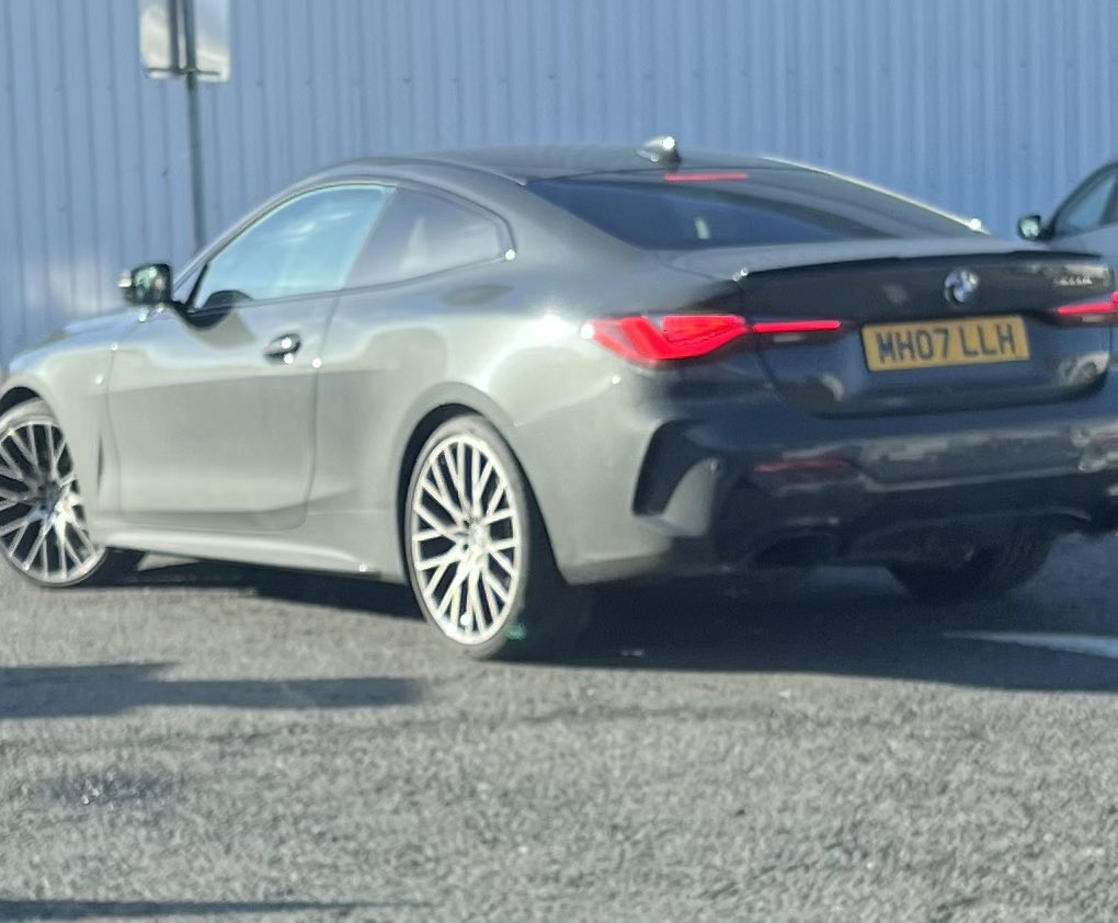 bobcox41's tweet photo. @ParkLkeAPrick  takes 2 spaces when asked to move over a little, full of abuse because he can’t open doors #wankPark https://t.co/1d20WRDapS