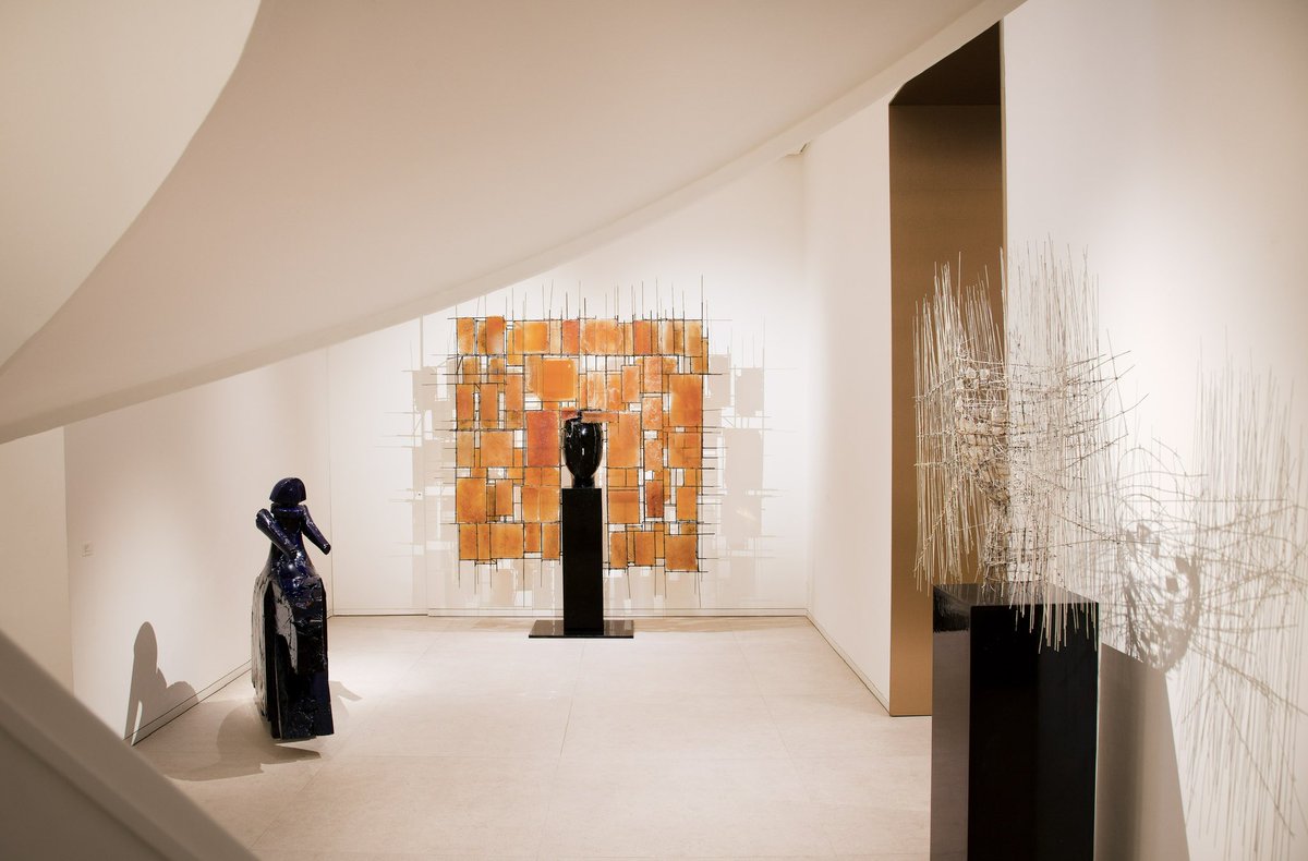 OperaGallery's tweet photo. ‘Manolo Valdés, Allegro’ is NOW OPEN at Opera Gallery Madrid! #manolovaldes
📍#operagallery Madrid
⏳ 29 Feb. - 13 Apr.
📸 Enrique Palacio
✅ Find out more and plan your visit by clicking on the link below:
https://t.co/2U2fWUjTH3 https://t.co/ywnektyb9Y
