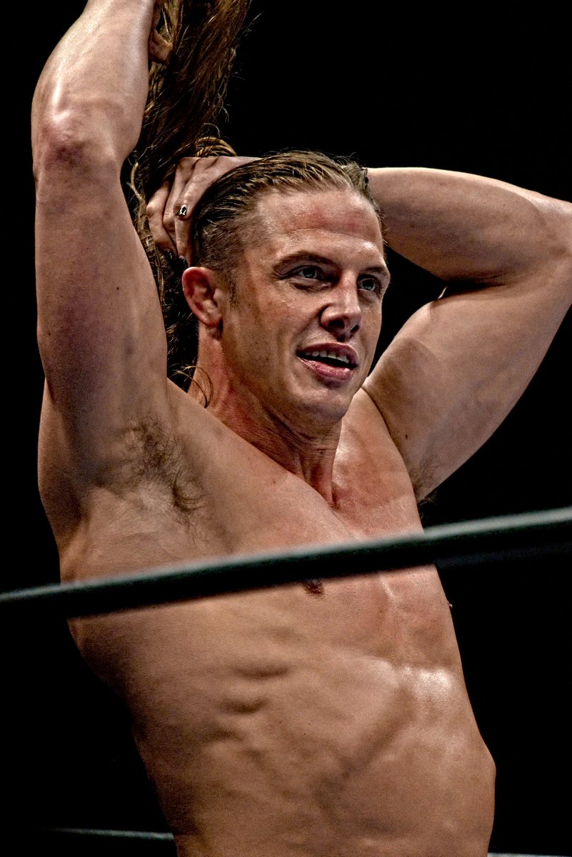T7Nlw's tweet photo. 2024.2.23
マットリドル選手☺️
デッサンしたくなるような肉体美!😊
#マットリドル #matthewriddle #njpw https://t.co/ji9QNyZWIv