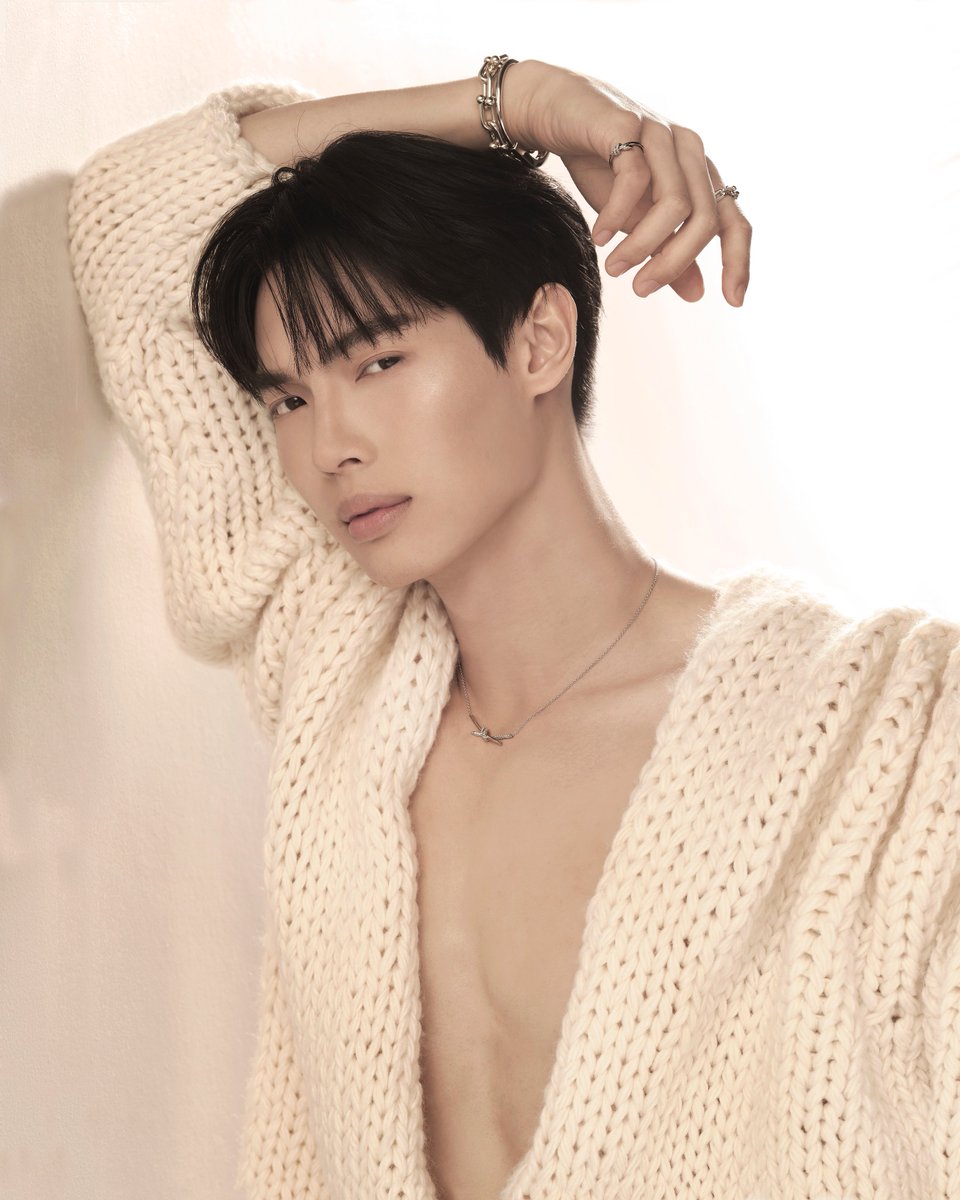 วิน เมธวิน โอภาสเอี่ยมขจร ได้รับแต่งตั้งเป็น Tiffany &amp; Co. House Ambassador คนล่าสุด และถือเป็นคนแรกของประเทศไทยและเอเชียตะวันออกเฉียงใต้ 💎💍

ขอแสดงความยินดีกับน้องวินที่ได้รับเลือกเป็น House Ambassador และขอขอบคุณ <a href="/TiffanyAndCo/">Tiffany & Co.</a> ที่เลือกน้องวินของพวกเราเป็นส่วนหนึ่งในครอบครัว