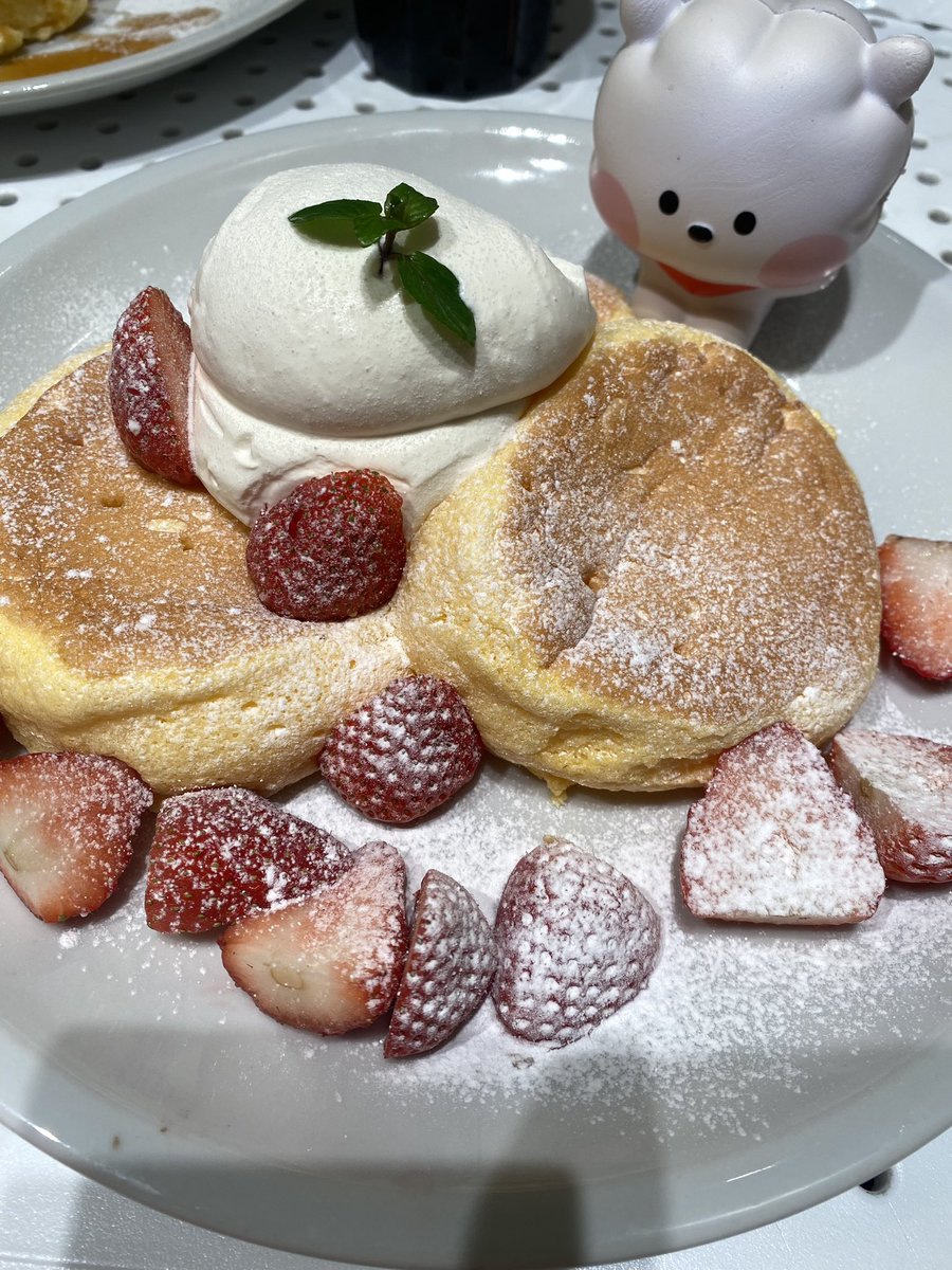 jinBTS743409's tweet photo. 今日のジンペンズ~も
楽しかった~😗💕
ヨボセヨ🦐
マテルJINくんが
揃い組でめっちゃ かわいいし~🤣
🦐調達~ ありがとう~😂
#ジンペンズ
#gingirl ←やってみた😆 https://t.co/QDdi6sGtQ9