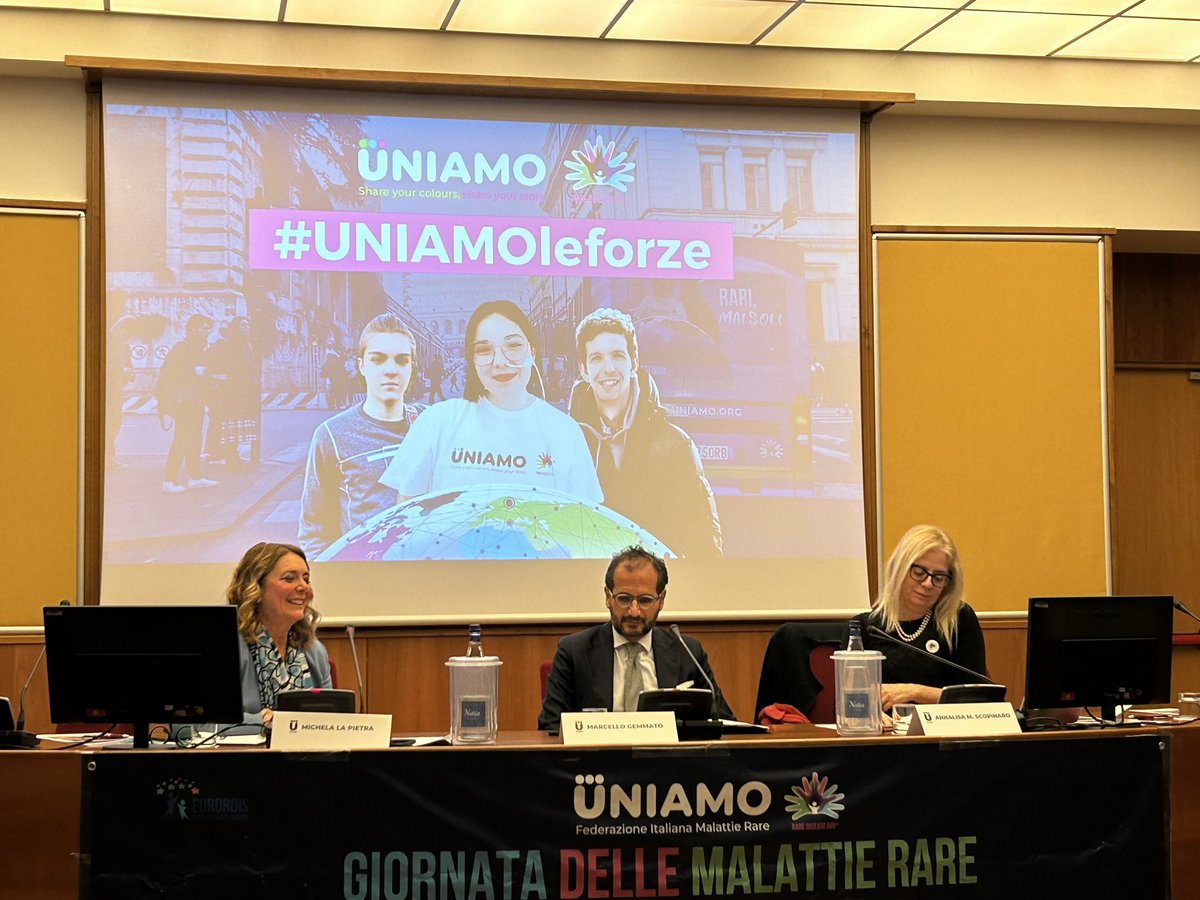 Il SS <a href="/MinisteroSalute/">Ministero della Salute</a> <a href="/marcellogemmato/">Marcello Gemmato 🇮🇹</a> alla giornata sulle #RareDisease di <a href="/uniamofimronlus/">uniamomalattierare</a> ringrazia l’industria #farmaceutica “per l’impegno a produrre #farmaciorfani per platee ristrette e non profittevoli”. <a href="/AssobiotecNews/">Assobiotec News</a>
