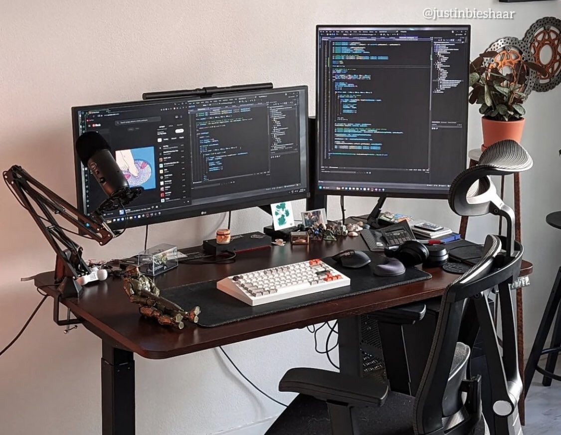 SecurityTrybe's tweet image. Top Programming Languages for Hackers/Bug Bounty Hunters:

*Python
*PHP
*Javascript
*SQL
*C
*Perl