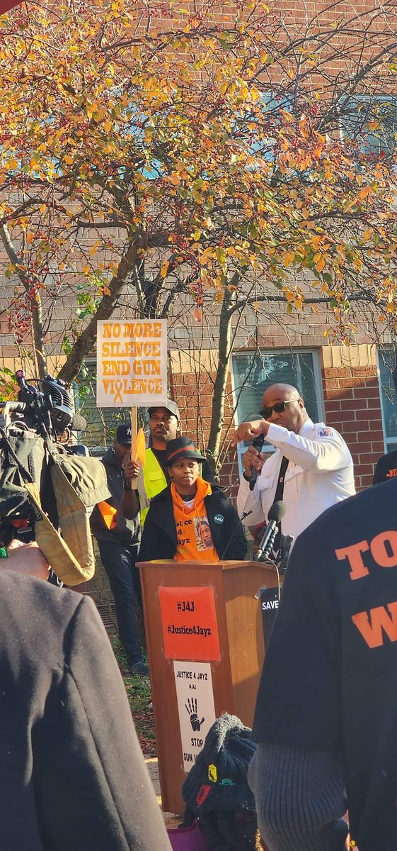 Ck_Nunes's tweet photo. Justice for Jayz Agnew.
#Justice4Jayz  @momsagainstguns
@CEXAlsobrooks @fox5dc @agnew_juanita @PGSAONEWS https://t.co/b6cuUe5ecE