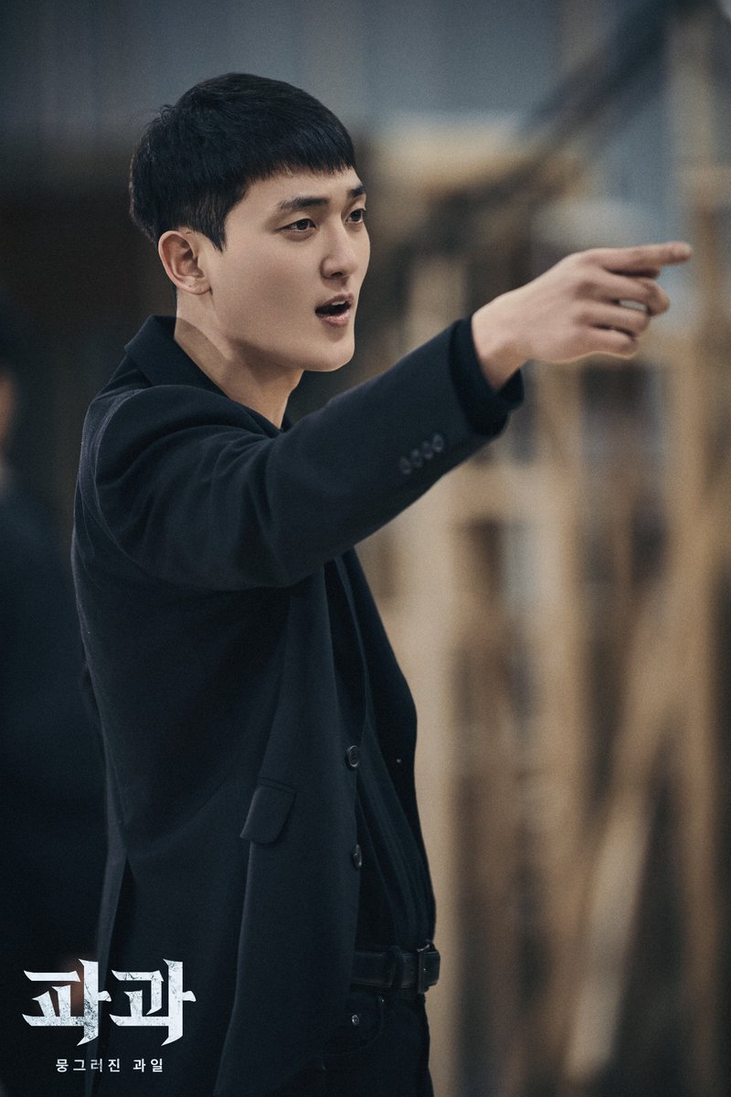 page1company's tweet image. 2024 창작 뮤지컬 [파과]
&amp;gt;&amp;gt; 연습실 스케치 공개

지금이야말로 주어진 모든 상실을 살아야 할 때
📸 뮤지컬 &amp;lt;파과&amp;gt;의 연습 현장을 공개합니다.

해우 #박희준

✔ 2차 티켓 오픈
일반 예매 3월 5일(화) 오후 2시
 토핑 선예매 3월 5일(화) 오후 1시

✔ 예매처 인터파크 티켓