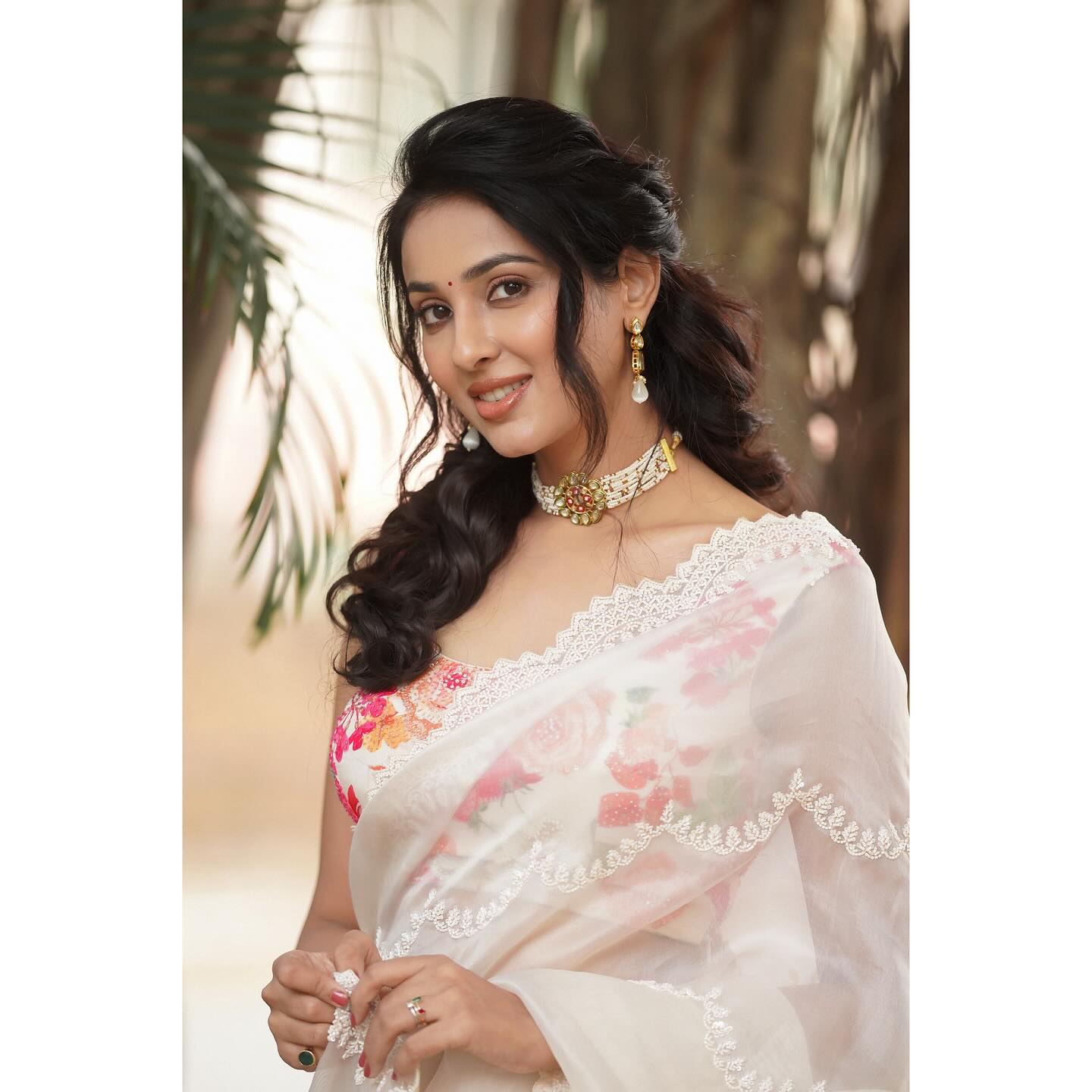 GHfC4uzaAAAcZQh?format=jpg&name=large