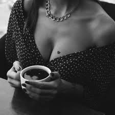 Bereka82Pan's tweet photo. Io non abito al mare
Ma lo so immaginare🎶
#caffesong
Have a nice day gentaglia
https://t.co/gGb70PzzlW https://t.co/7mo3k7tzrY