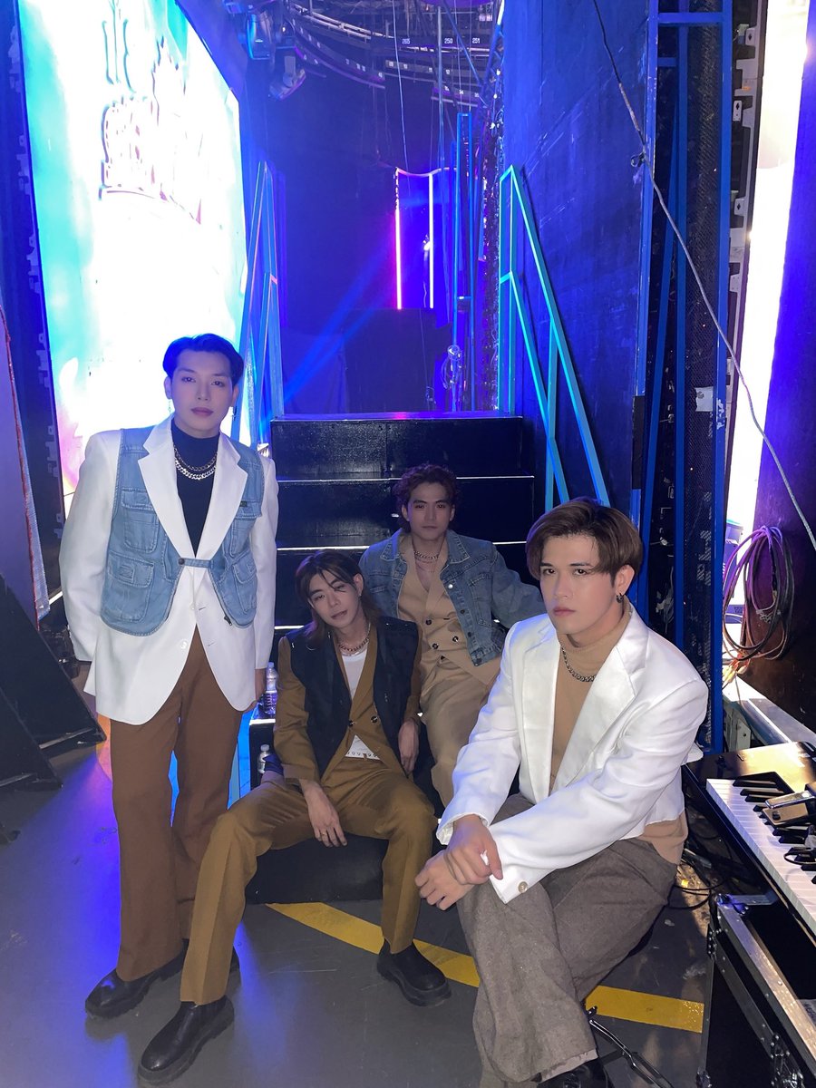 PressHitPlay's tweet photo. We are truly honored to have finally set foot onto the It's Showtime stage! π₯°
Thank you so much @itsShowtimeNa for having us! π«Ά
PHP AT SHOWTIME
#LeapShowtime
#PHPatShowtime
#PRESS_HIT_PLAY https://t.co/nu7jMAcvAf