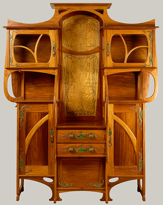 NouveauDeco's tweet photo. Art Nouveau cabinet-vitrine from 1899 by Belgian designer Gustave Serrurier-Bovy (1858–1910). https://t.co/KECnJLw0uz