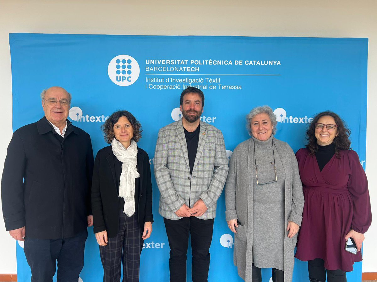 Isaac Peraire Soler (@isaacperaire) on Twitter photo Amb <a href="/intexter/">INTEXTER-UPC</a> compartim diversos espais, reptes, estratègies, objectius… ahir vam ser a <a href="/la_UPC/">Universitat Politècnica de Catalunya (UPC)</a> #ESEIAAT <a href="/intexter/">INTEXTER-UPC</a> a #Terrassa tot coneixent de prop les instal·lacions, projectes i equips.
Gràcies per la rebuda! #EnginyeriaTèxtil #ModaCircular #sempreendavant <a href="/residuscat/">Agència de Residus</a> Amb <a href="/intexter/">INTEXTER-UPC</a> compartim diversos espais, reptes, estratègies, objectius… ahir vam ser a <a href="/la_UPC/">Universitat Politècnica de Catalunya (UPC)</a> #ESEIAAT <a href="/intexter/">INTEXTER-UPC</a> a #Terrassa tot coneixent de prop les instal·lacions, projectes i equips.
Gràcies per la rebuda! #EnginyeriaTèxtil #ModaCircular #sempreendavant <a href="/residuscat/">Agència de Residus</a>