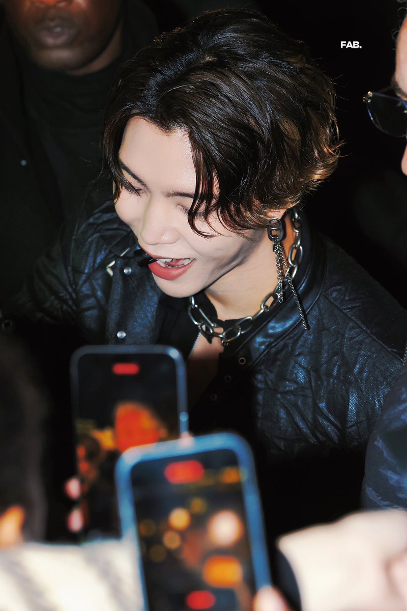 240228

superstar

#쟈니 #JOHNNY #NCT127 
#ACNESTUDIOSXJOHNNYSUH
#AcneStudiosFW24 <a href="/acnestudios/">Acne Studios</a>