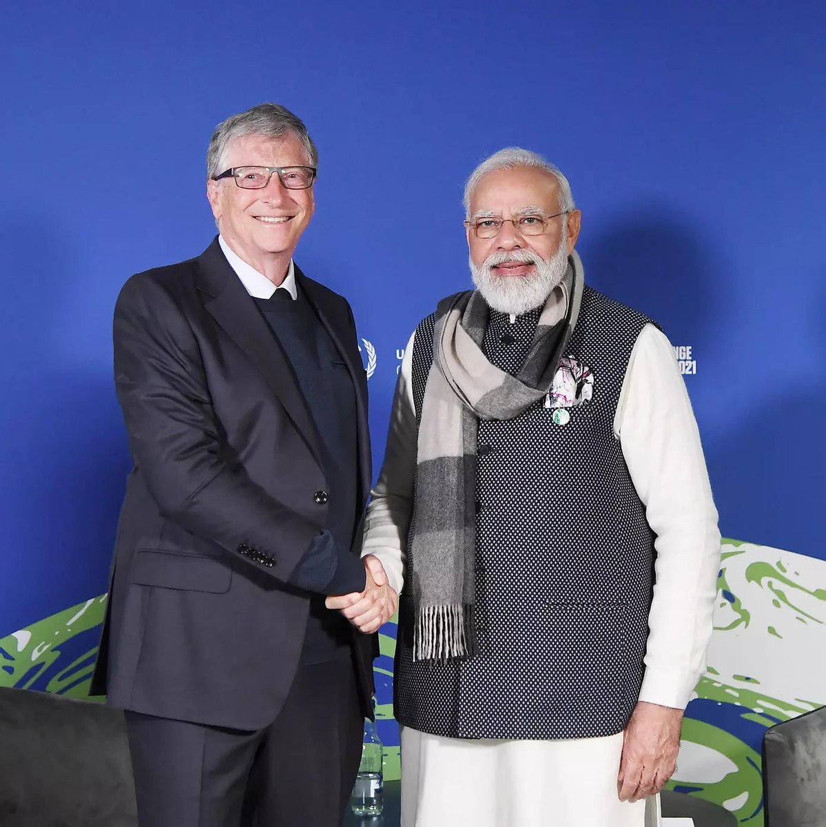 NarundarM's tweet photo. Bill Gates loves to meet Chai-Wala influencers. https://t.co/KBWxhKdIgJ